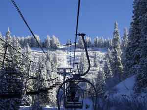 SUR LES PISTES